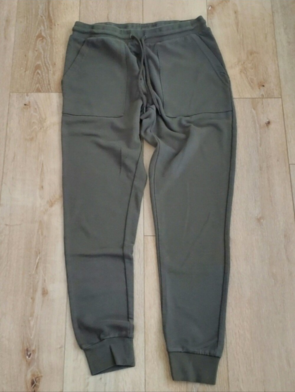 George High Waist Jogger - Size Medium